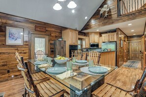 Interior - Lake Barkley Fishing Getaway w/ Private Dock! (Cadiz)