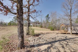 Interior - Gem Mine & Hike! Unique Stay in Ouachita Mountains (Mena)