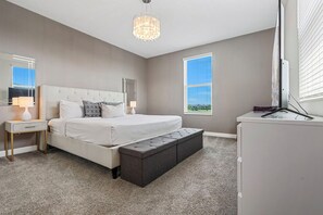5 bedrooms, desk, iron/ironing board, travel cot - 5BR•Sleeps 13•Pvt pool & spa•Free water park (Kissimmee)