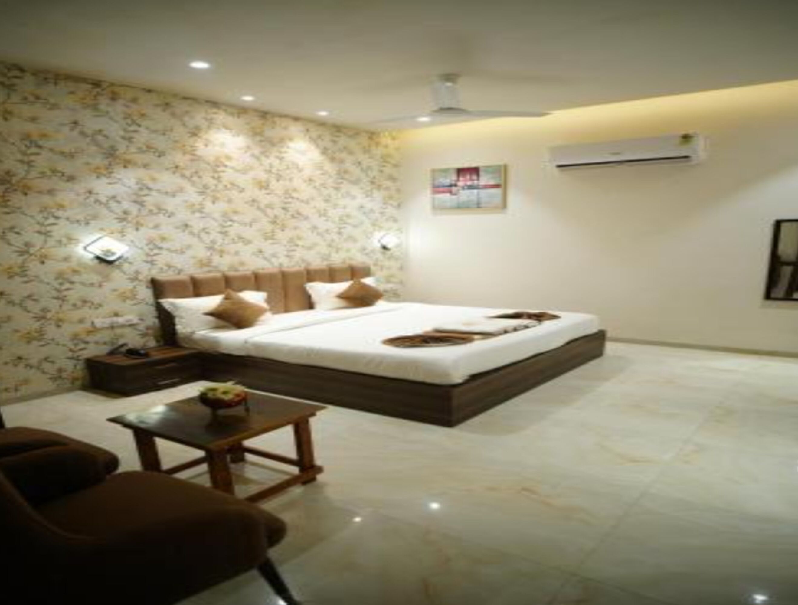 Deluxe dubbelrum - utsikt mot staden