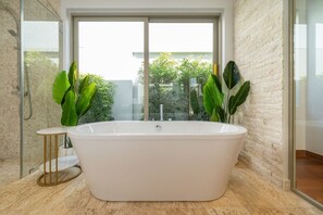 Towels, soap, toilet paper - New Luxury 4BR Pool Villa: Elite Luxury D06 (Tambon Thep Krasatti)