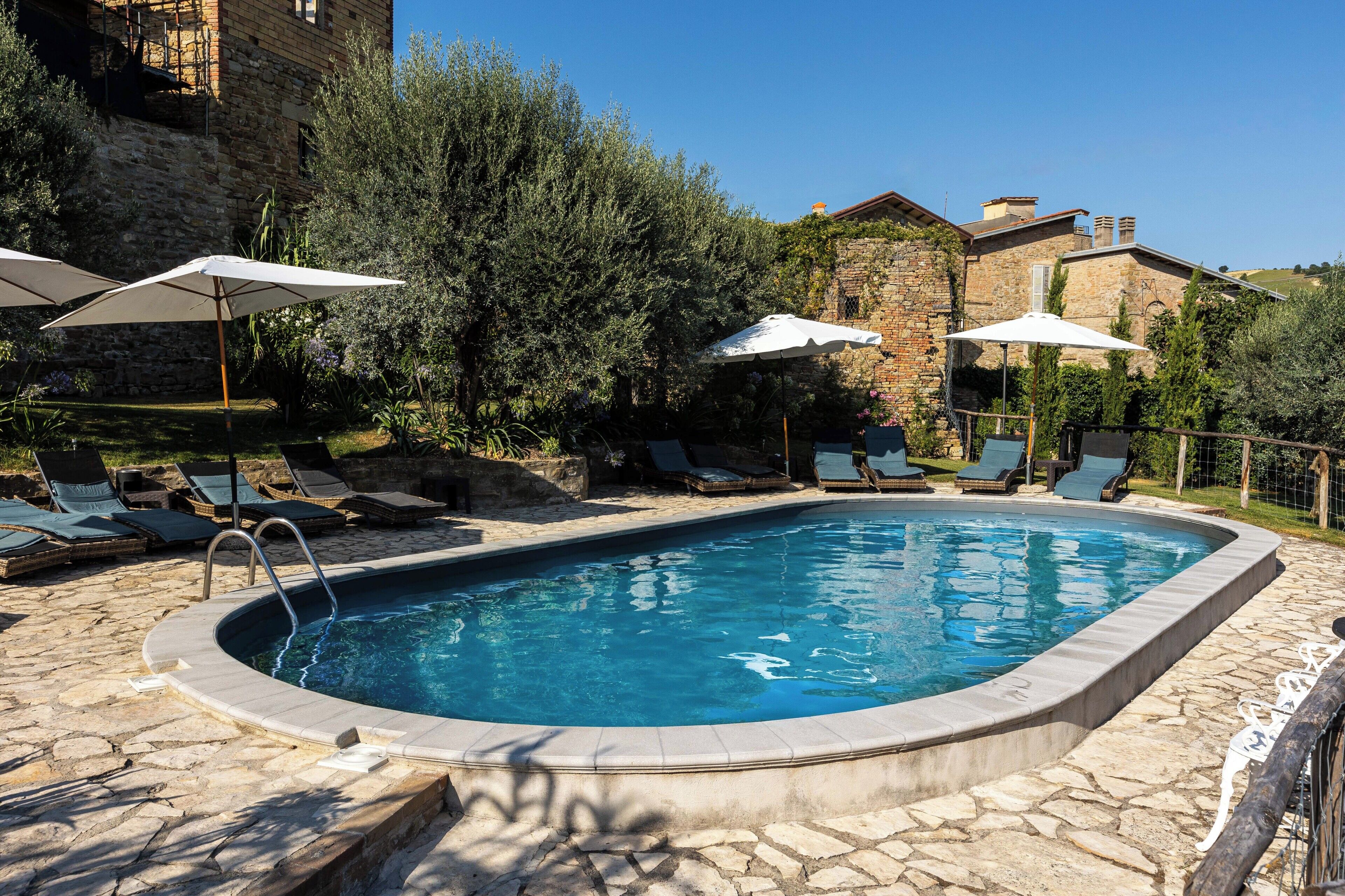 Castel D'Arno Guest House | 游泳池