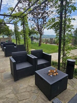 Terrace/patio - Castel D Arno Guest House Assisi Perugia (Castel d'Arno)