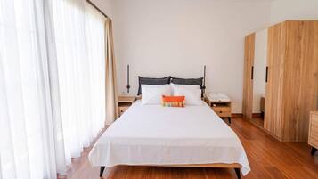 Elite Room | Premium bedding, minibar, soundproofing, free WiFi