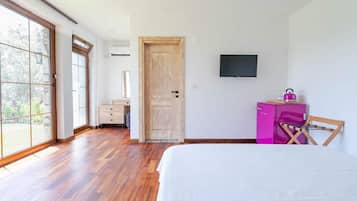 Luxury-Zimmer | Hochwertige Bettwaren, Minibar, schallisolierte Zimmer, kostenloses WLAN