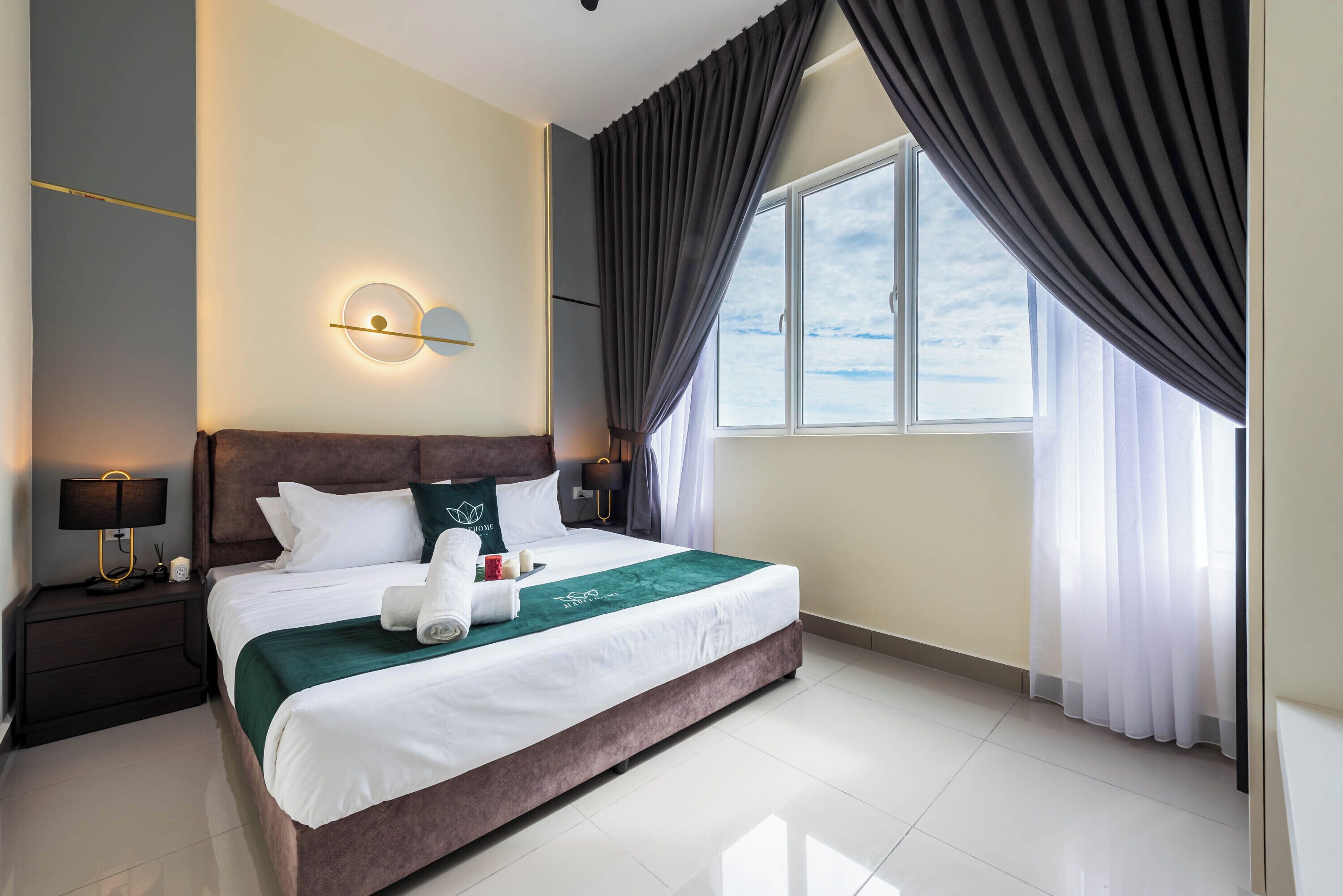 Premier Suite, 2 Bedrooms, Sea View | Blackout drapes, iron/ironing board, free WiFi
