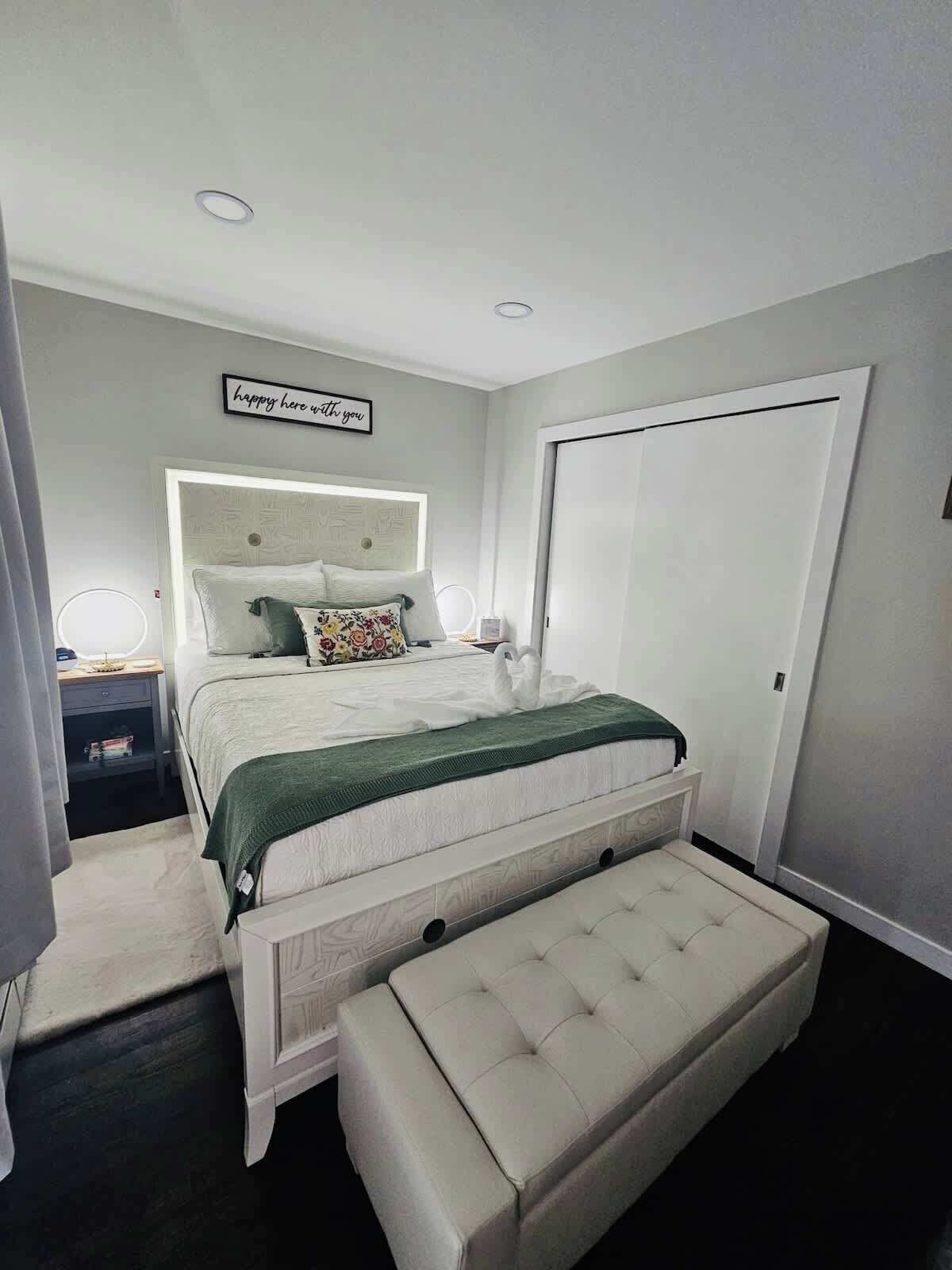 1 bedroom, iron/ironing board, WiFi, bed sheets