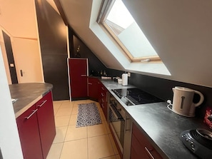 Private kitchen - Illkirch centre • 2 bedrooms • Sleeps 6 • Near the tram (Illkirch-Graffenstaden)