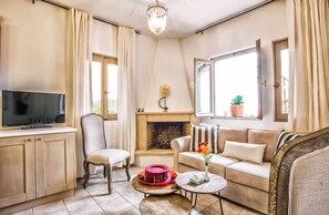 House - Epidavros Villas Thymari Garden Seaview Retreat (Epidaurus)