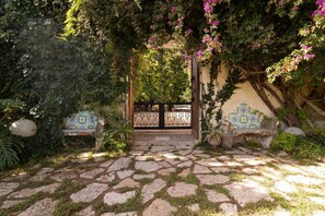 Property grounds - Apartment 'Tenuta Donna Vittoria Piccola' with Mountain View, Wi-Fi and Air Conditioning (Trapani)