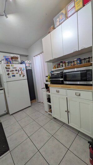 Shared Dormitory, 1 Bedroom, Fireplace | Interior - Room-private Room2 North York Quiet (Toronto)