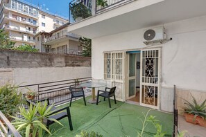 Exterior - Mirosa Luxury Room 212 with Private Terrace, Wi-Fi and Air Conditioning (Pompei)