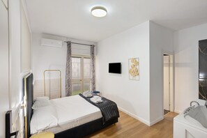 Room - Mirosa Luxury Room 212 with Private Terrace, Wi-Fi and Air Conditioning (Pompei)