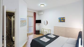 1 camera, Wi-Fi, lenzuola