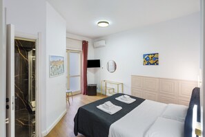 Room - Mirosa Luxury Room 213 with Balcony, Wi-Fi and Air Conditioning (Pompei)