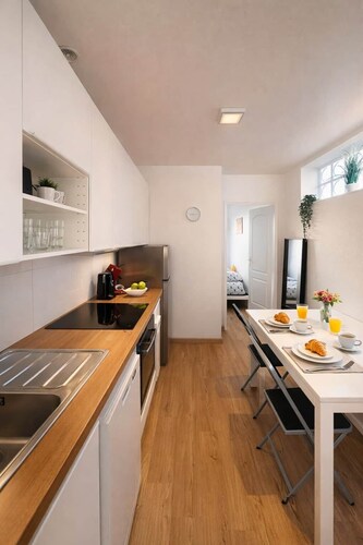 Studio Cosy - Tram 7 min | Car park |