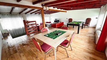 Spielezimmer