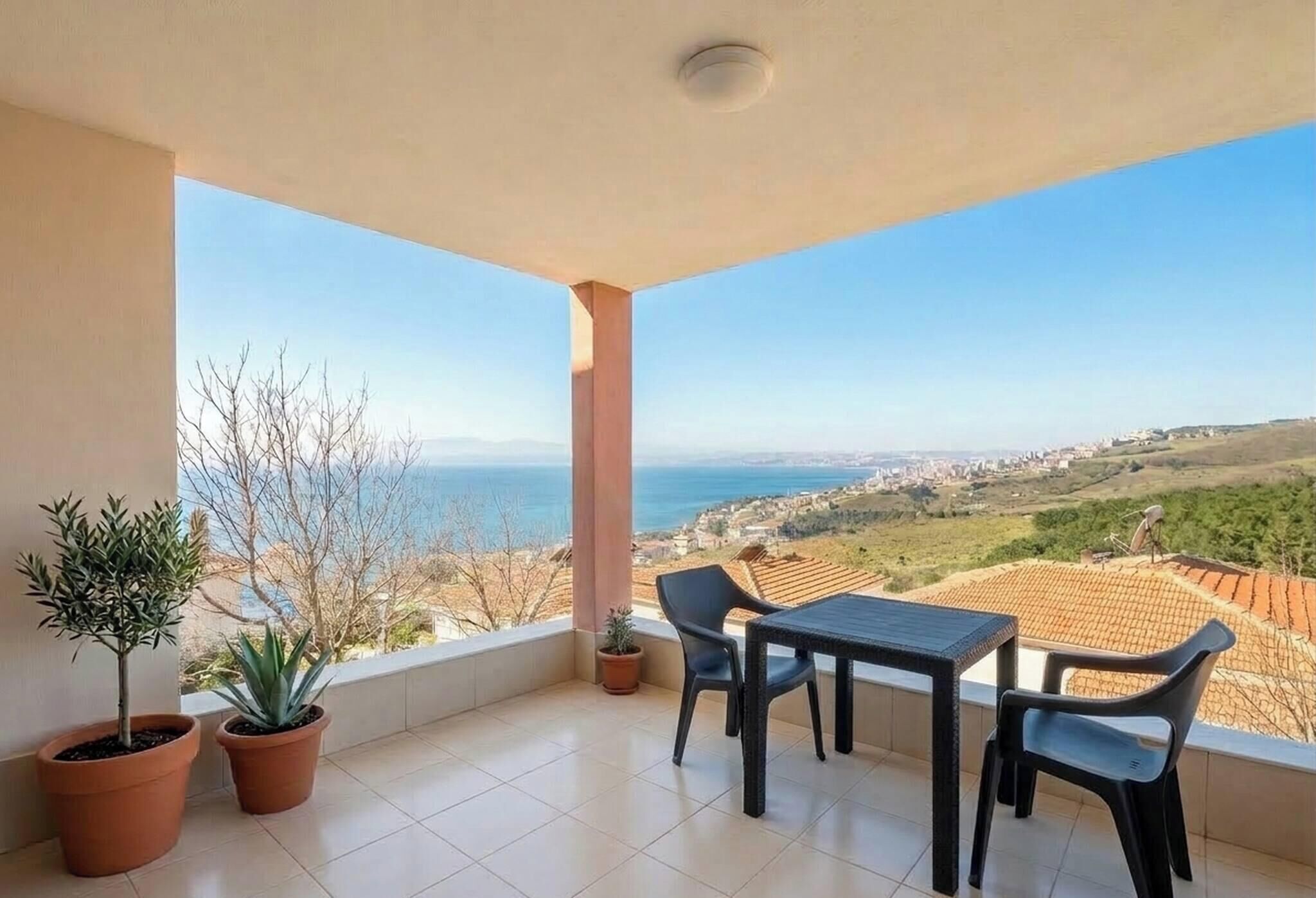 House, 2 Bedrooms, Balcony | Balcony