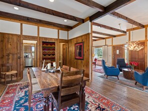 House, 2 Bedrooms | Dining - Thulite Chalet - 20-ncd0315 2 Bedroom Home (Estes Park)