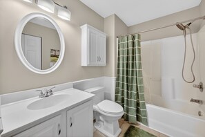 Bathroom - 77b Coastal Fairway 3 Bedroom Condo (Pawleys Island)
