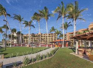 Property grounds - San Jose del Cabo | Relaxing Beach Retreat | Pool + Beach (San Jose del Cabo)