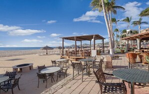 Outdoor dining - San Jose del Cabo | Relaxing Beach Retreat | Pool + Beach (San Jose del Cabo)