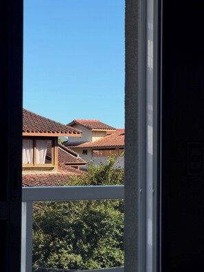 Θέα από το μπαλκόνι