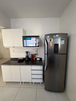 Private kitchen - APARTAMENTO EXCLUSIVO ITAGUA 700M PRAIA (Ubatuba)