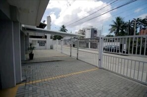 Apartment, Balcony, City View | Property grounds - APARTAMENTO EXCLUSIVO ITAGUA 700M PRAIA (Ubatuba)