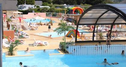 Location mobilhome sur camping 5 étoiles entre terre et mer.