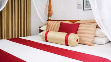 Kahden hengen comfort-huone, näköala puutarhaan