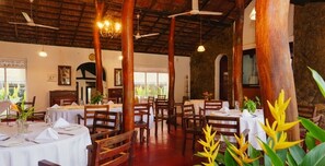 Breakfast area - Habarana Inn - Offiacl (Habarana)