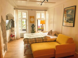 1 bedroom, iron/ironing board, WiFi
