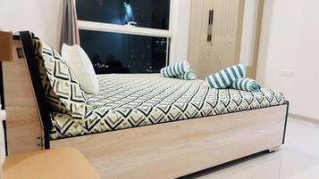 3 bedrooms, WiFi, bed sheets