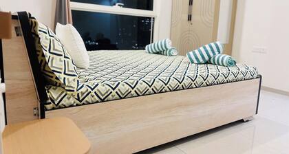 2-bedroom corporate suite with swimming pool, gym, wifi, AC