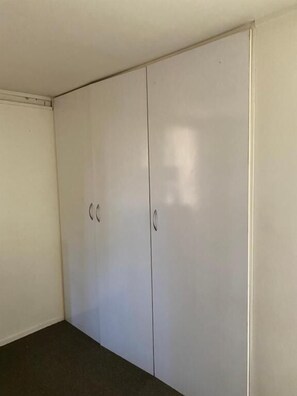 Shared Dormitory, 1 Bedroom, Smoking | Interior - Room-tranquil Browns Bay Guest Rooms wit (Auckland)