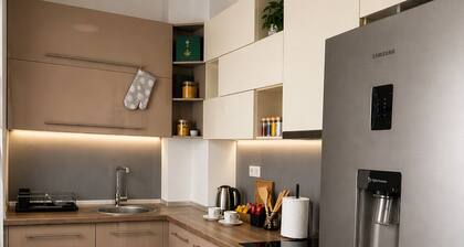 Beautiful apartment near the tran station and airport with free parking Sarajevo