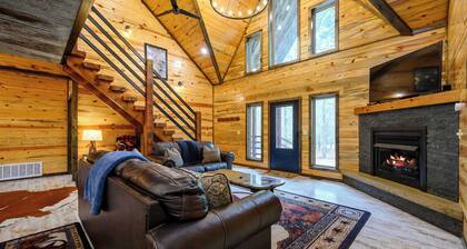 Drift Inn 3bdr w/ Hot Tub