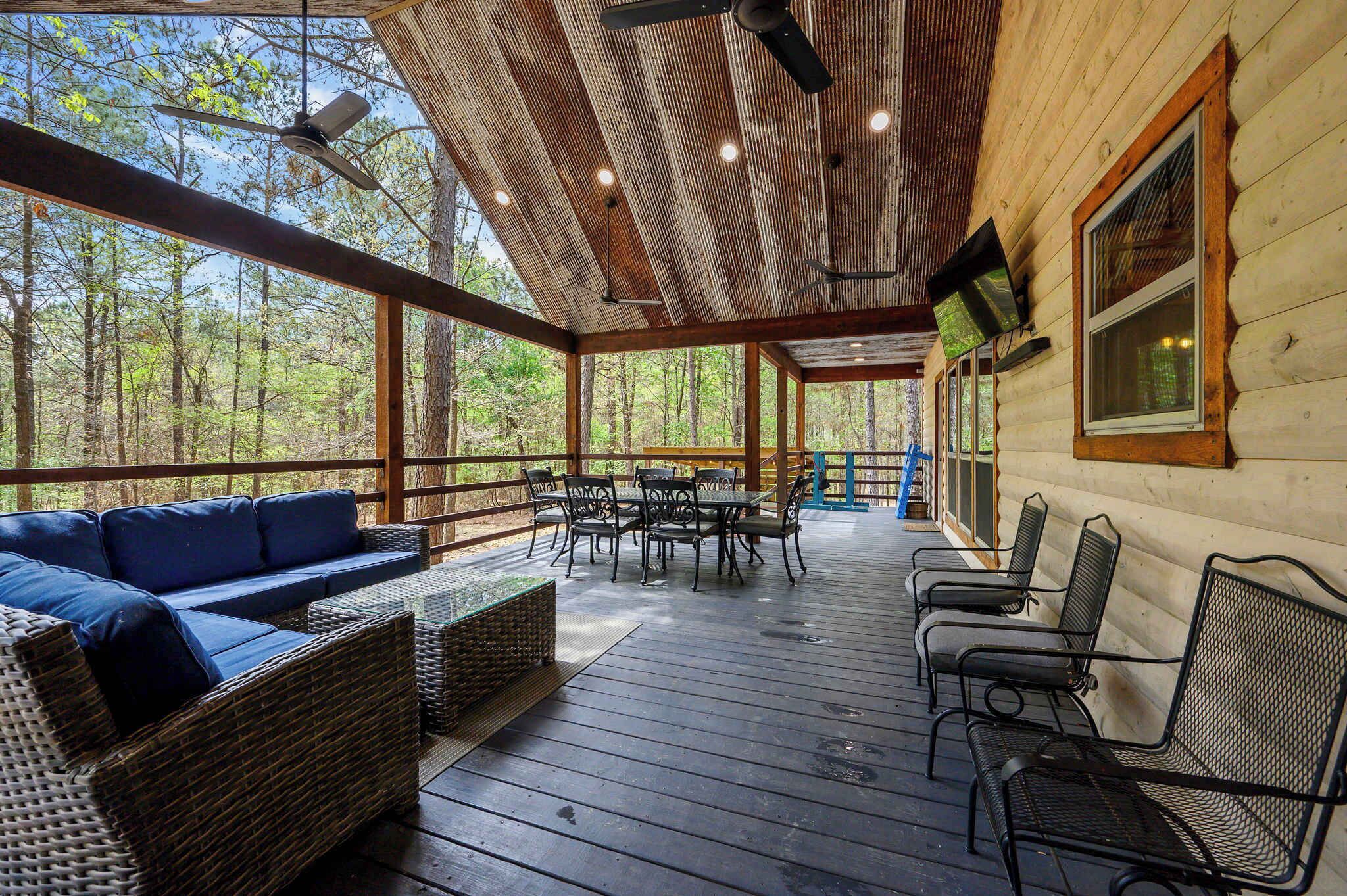 Chalet rustique, Plusieurs lits, baignoire à remous, vue sur la montagne (Drift Inn) | Vue de la chambre