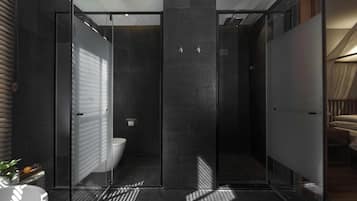 Superior-Suite, Terrasse | Badezimmer