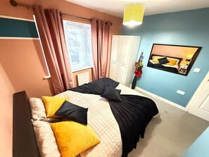 House, 3 Bedrooms - Modern 3 Bedroom New Built House to Rent in Luton (Luton)