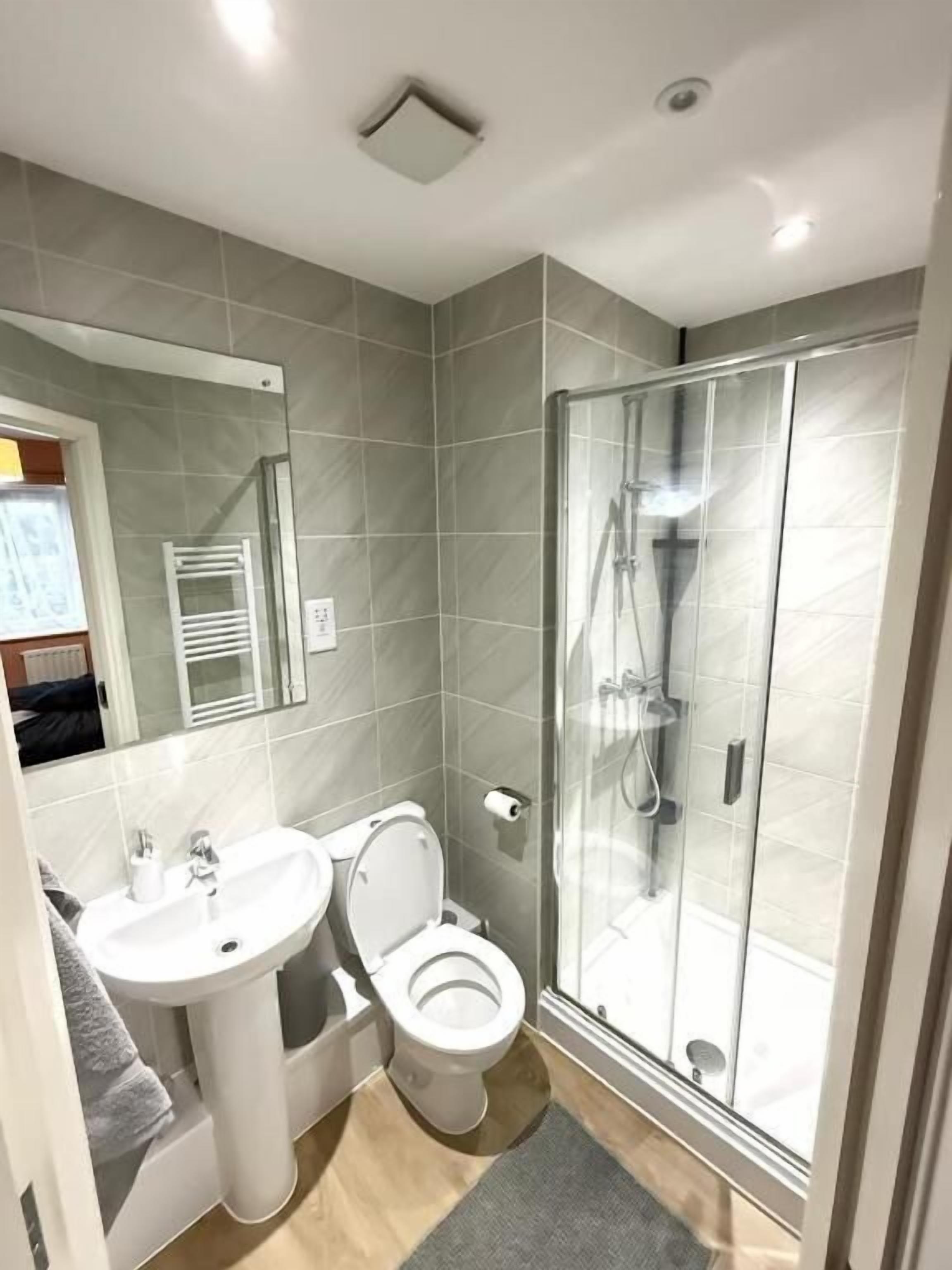 House, 3 Bedrooms | Bathroom