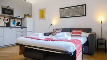 Comfort Apartment, City View
