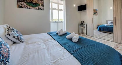 Private Room in Hamrun with Shared Kitchen