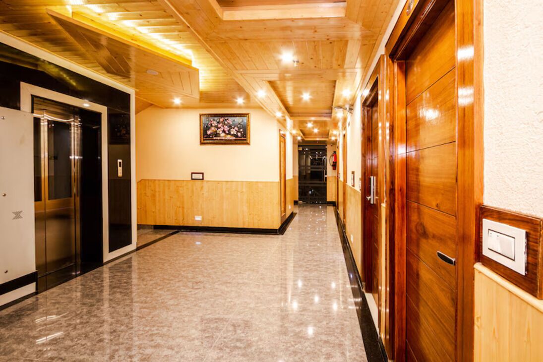 المنشأة من الداخل