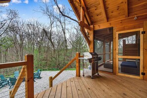 Terrace/patio - Family-friendly cabin with game room and backyard! (Hanover)