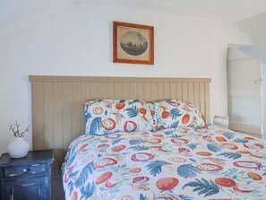 3 bedrooms, individually decorated, individually furnished, free WiFi - 2 Oak Tree Cottages (Axminster)