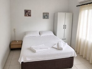 Basic Room, Patio, Garden View | Free WiFi - Kalinka pansiyon&glamping (Kemer)
