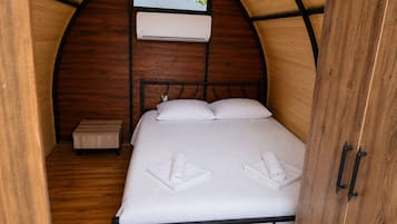 エコノミー テント パティオ マウンテンビュー | WiFi (無料)、ベッドシーツ