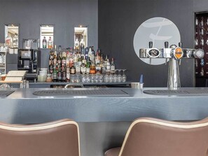 Bar (on property) - Stay in Relaxing Room An Ideal Nature Getaway Near Sallandse Heuvelrug Park (Hellendoorn)